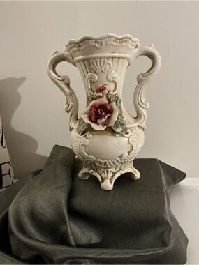 Ornate Cream Porcelain Vase with Pink Rose Accent